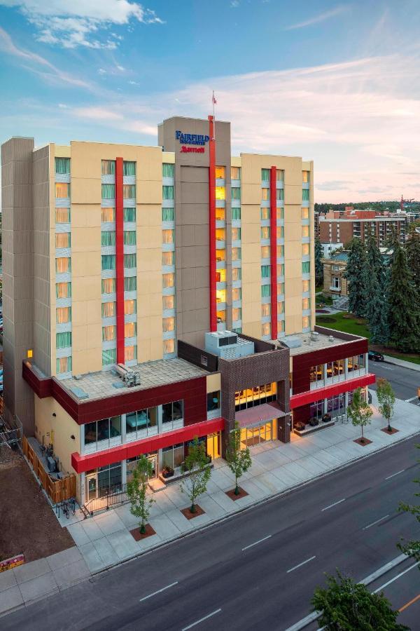 Fairfield Inn & Suites By Marriott Calgary Downtown Exterior photo